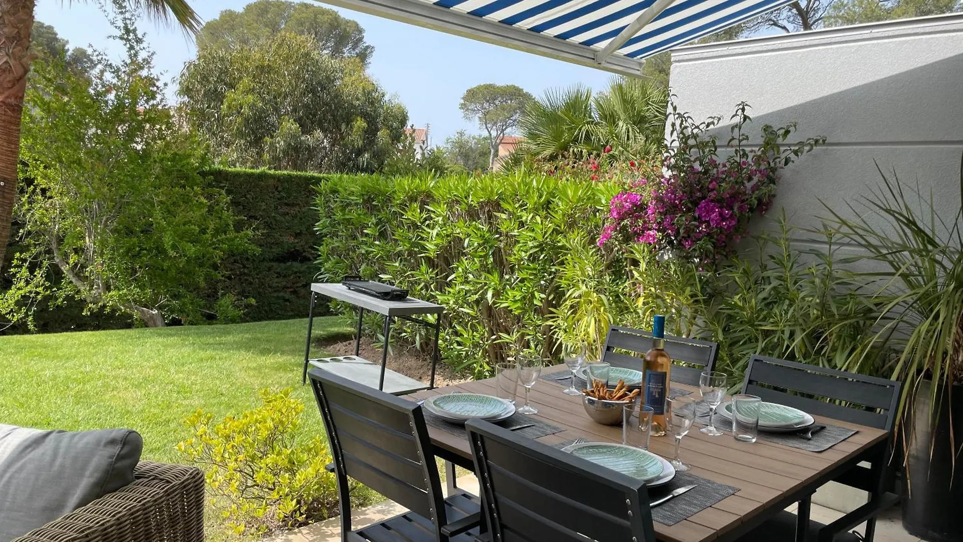 La Terrasse De Santa Lucia Apartment Saint-Raphael  0*, Saint-Raphael (Var) France