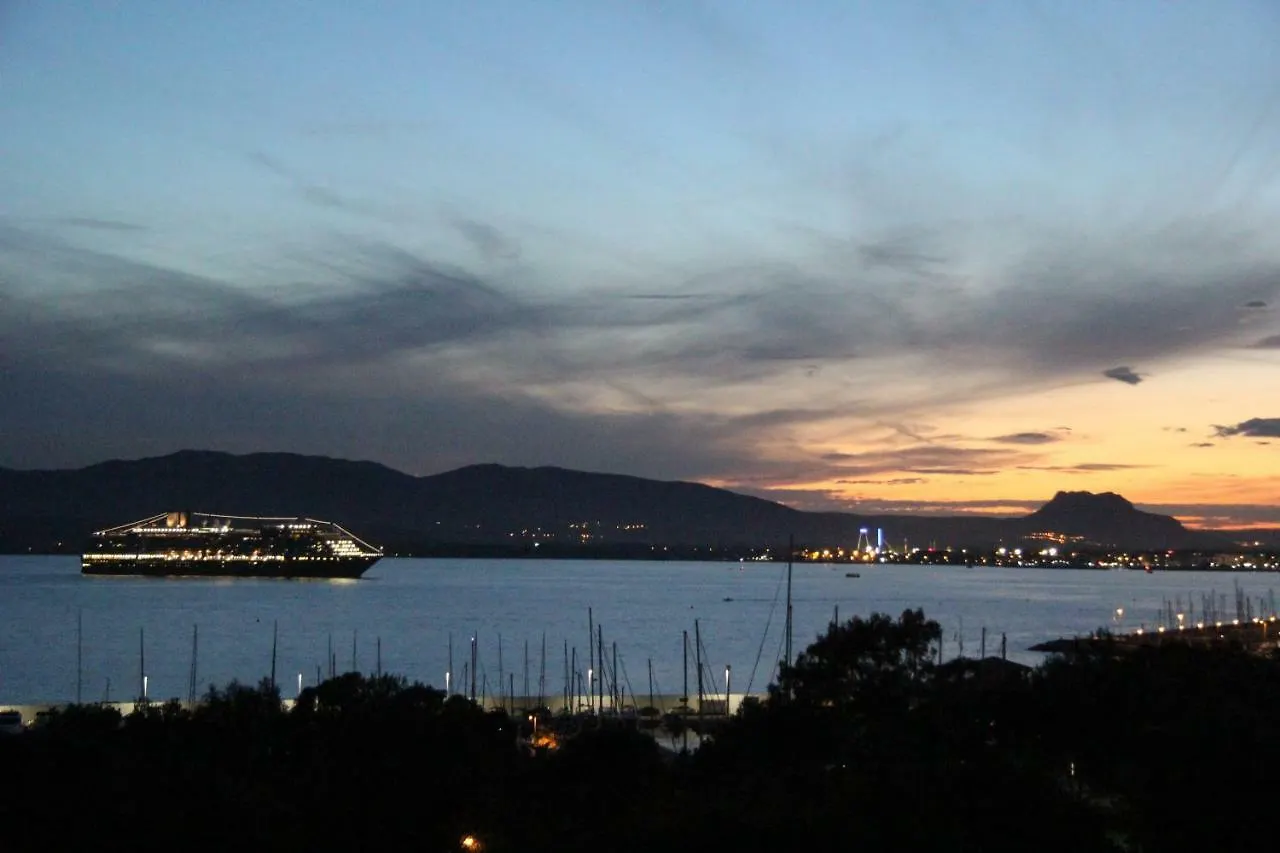La Terrasse De Santa Lucia Apartment Saint-Raphael  0*, Saint-Raphael (Var)